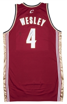 2006-07 David Wesley Game Used & Signed Cleveland Cavaliers Jersey (Gibson LOA & Beckett)
